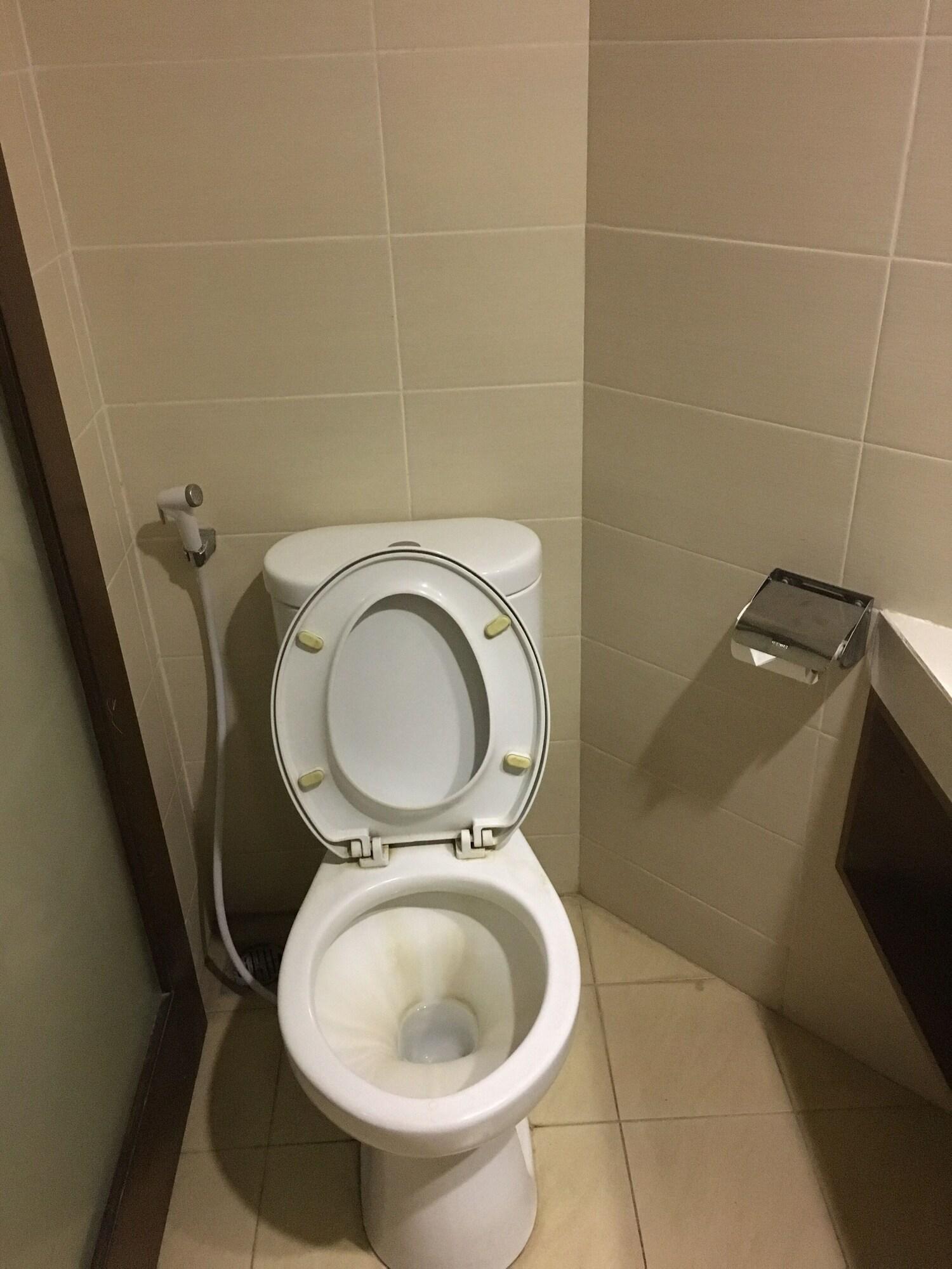 Votel Viure Hotel Jogjakarta Maguwo Экстерьер фото